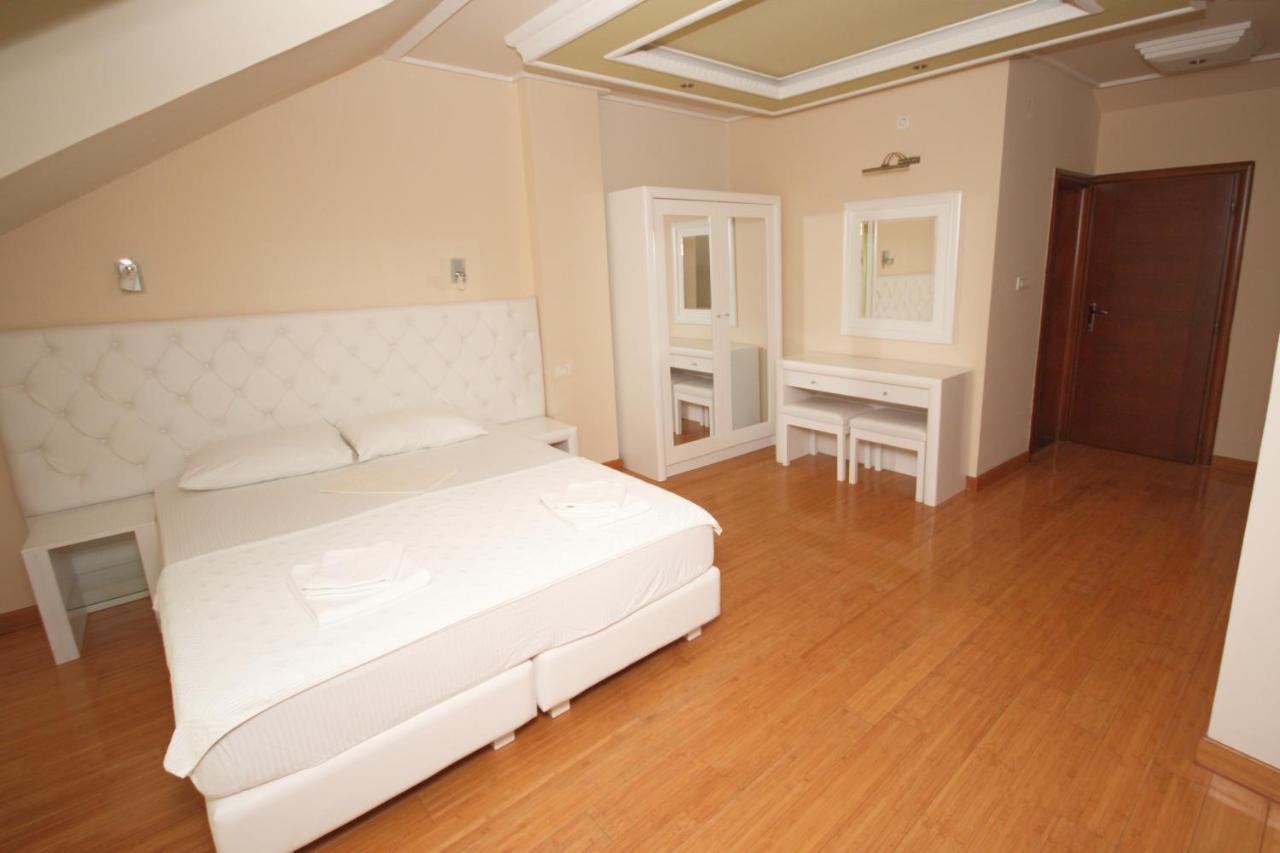 Hotel Rr Herceg Novi Exterior foto
